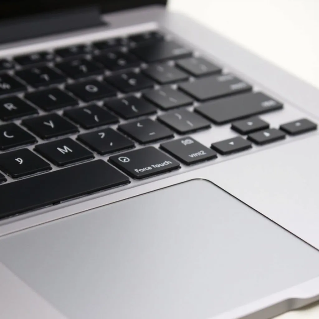 Bàn phím và Trackpad MacBook Air