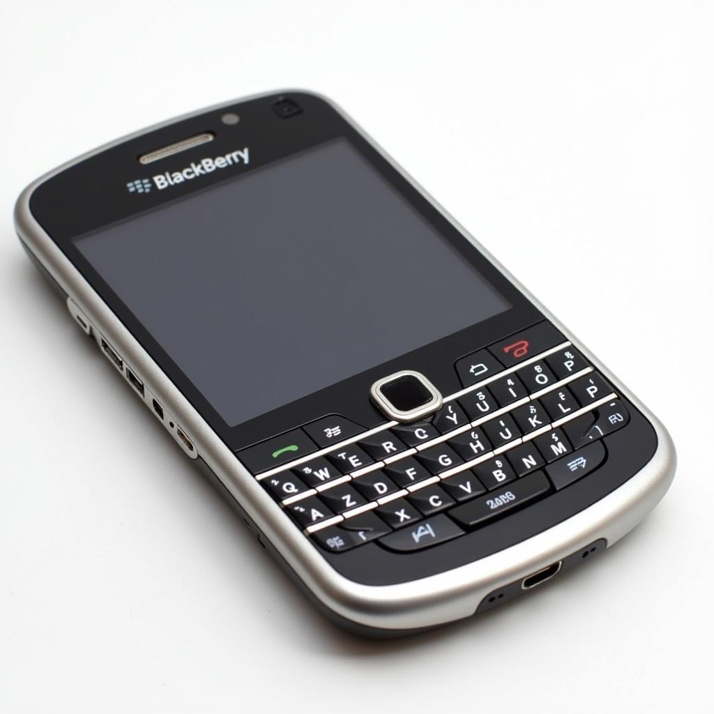 BlackBerry 9900 GSM: Thiết kế cổ điển